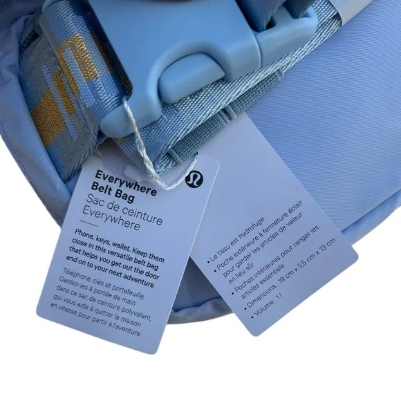 NWT Lululemon Everywhere Belt Bag 1L Wordmark Strap in Baby Blue - Picture 5 of 8